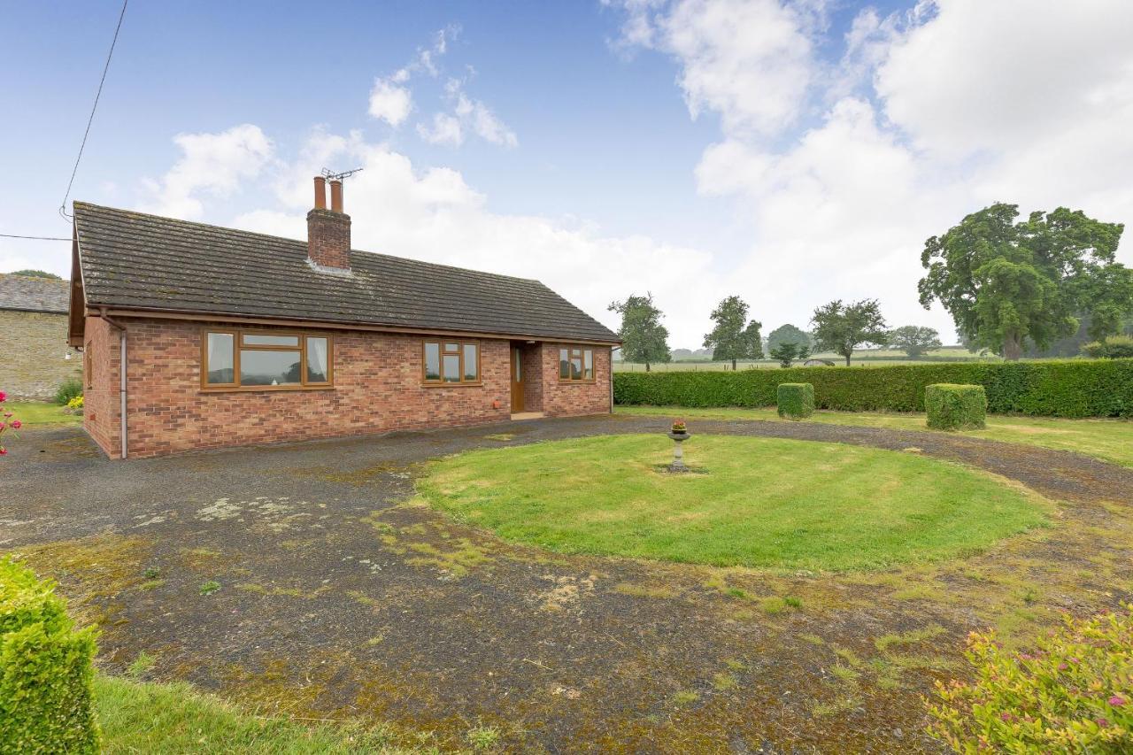 Villa Meadow Lea Leominster Exterior foto